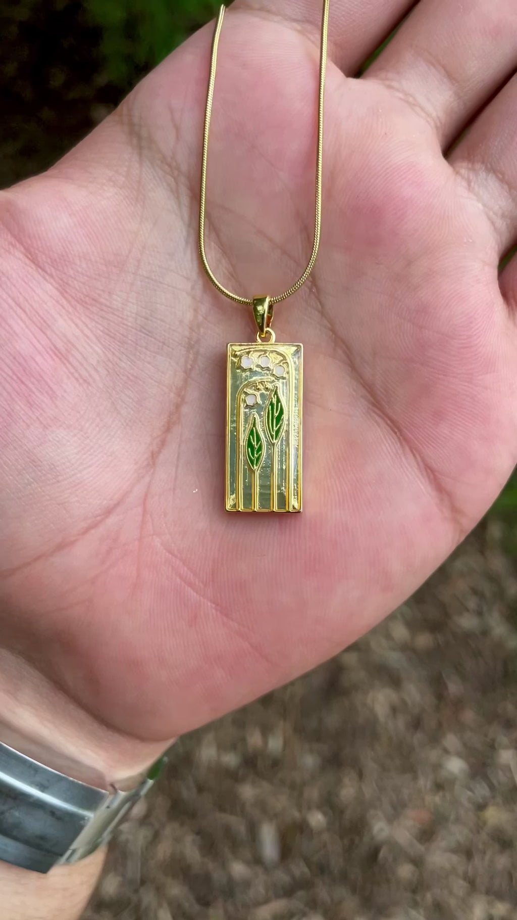 18K Gold Plated Lily Pendant Necklace | Art Nouveau Floral Gold Necklace